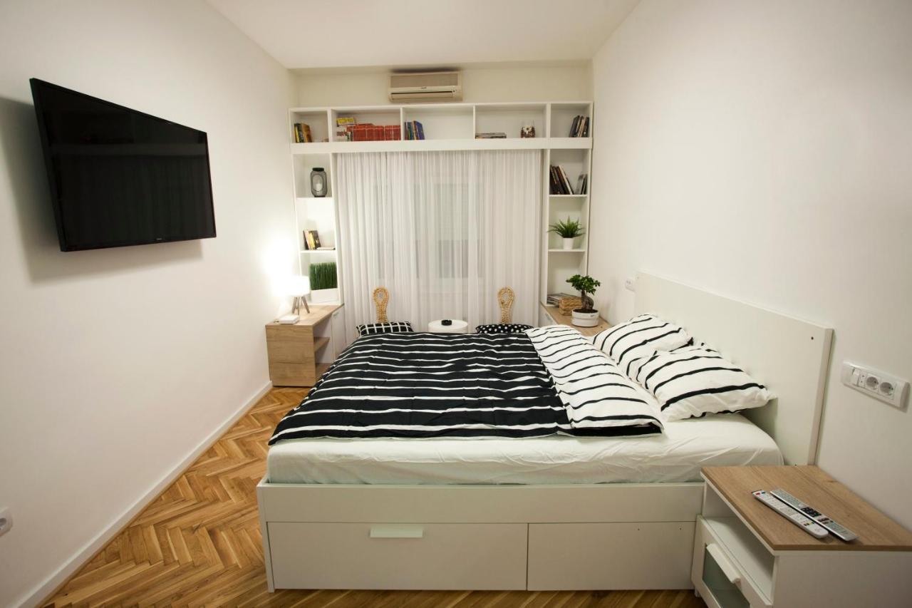 Studio 10 Belgrado Buitenkant foto