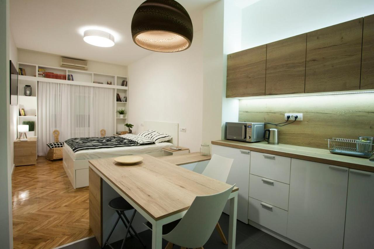Studio 10 Belgrado Buitenkant foto