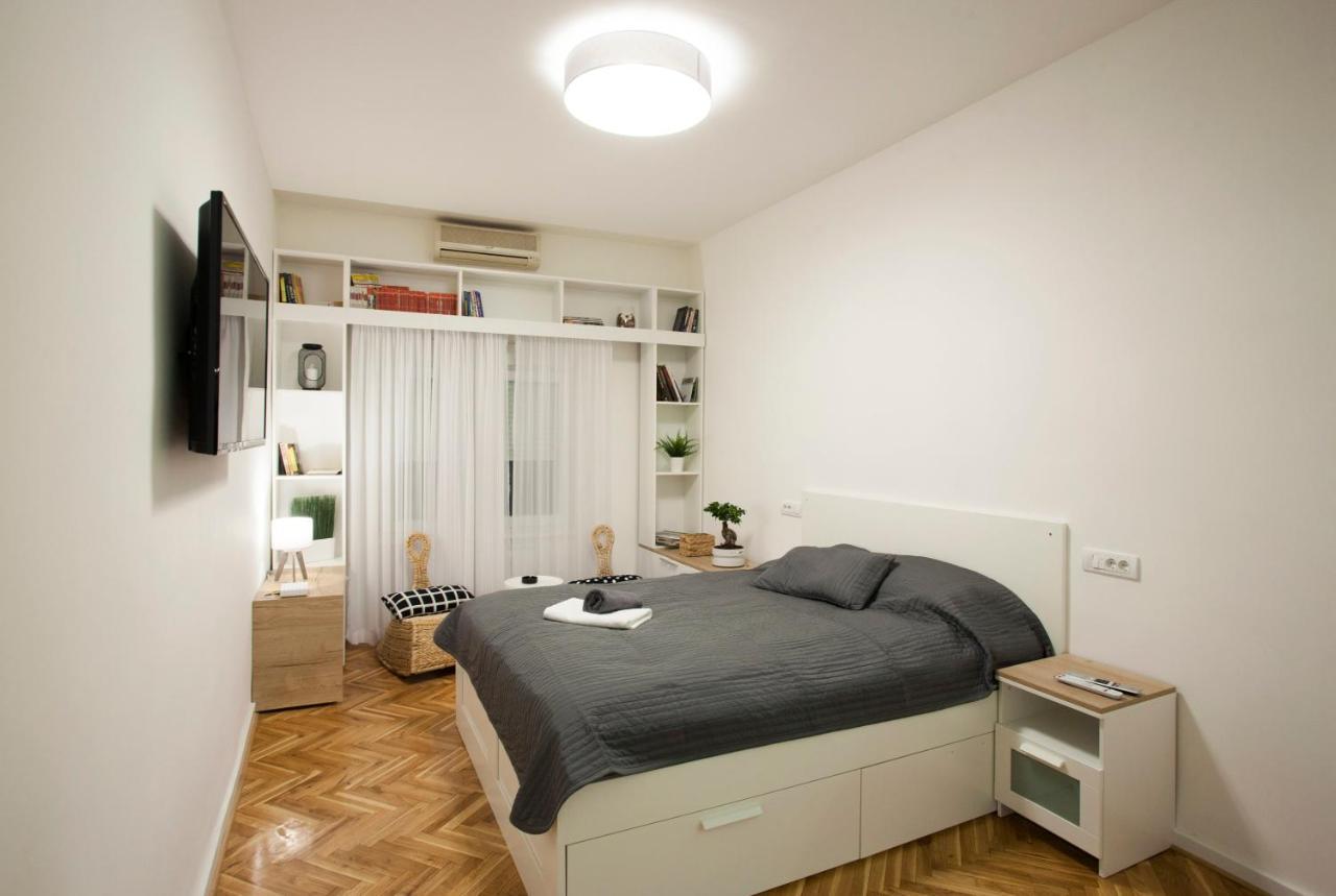 Studio 10 Belgrado Buitenkant foto